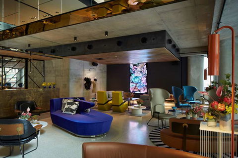 QT Melbourne - Accommodation ACT 1