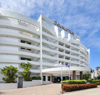 DoubleTree by Hilton Cairns - Accommodation ACT
