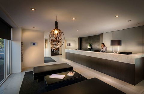 Best Western Plus Travel Inn Hotel - Accommodation ACT 1