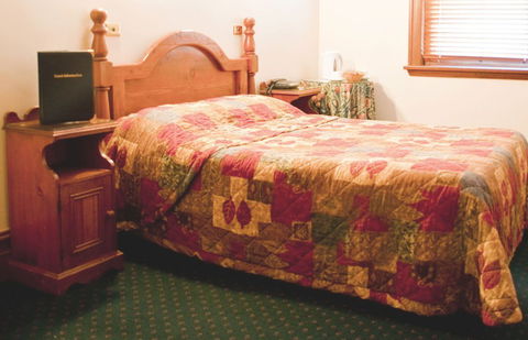 O'Malleys Hotel - Accommodation ACT 1