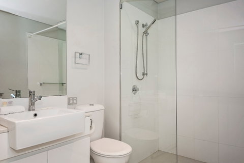 Astra Apartments Perth - Accommodation ACT 2