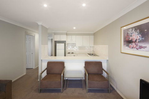 Pinnacle Apartments - Accommodation ACT 2