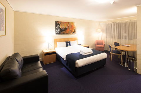 Ibis Styles Canberra - Accommodation ACT 3