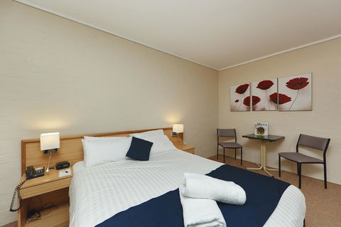 Ibis Styles Canberra - Accommodation ACT 42
