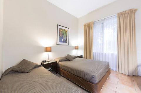 Forrest Hotel & Apartments - Accommodation ACT 30