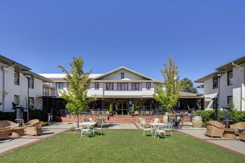 Hotel Kurrajong Canberra - Accommodation ACT 0