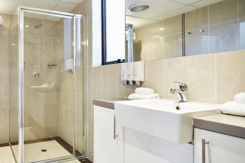 Manuka Park Serviced Apartments - Accommodation ACT 29
