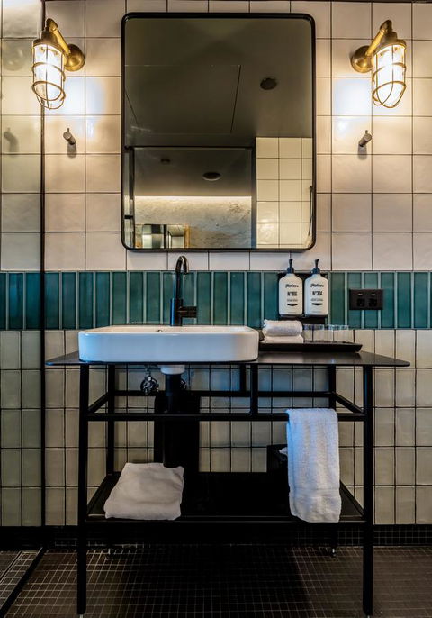 Ovolo Nishi - Accommodation ACT 4