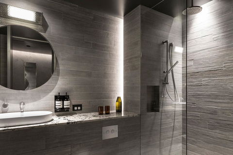 Ovolo Nishi - Accommodation ACT 32