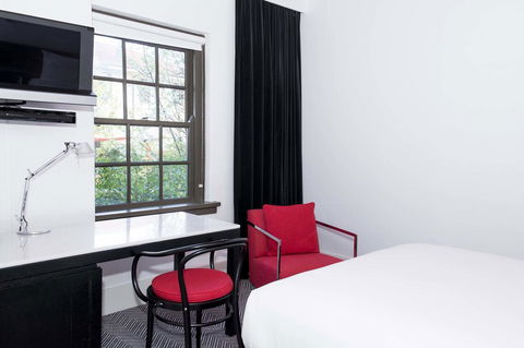 Peppers Gallery Hotel - Accommodation ACT 13