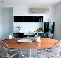 Staying Places - The Avenue - Accommodation ACT