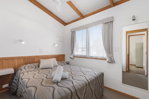 Port Broughton Tourist Park - Accommodation ACT 15