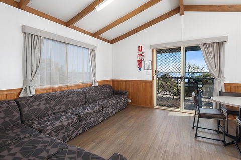 Port Broughton Tourist Park - Accommodation ACT 13