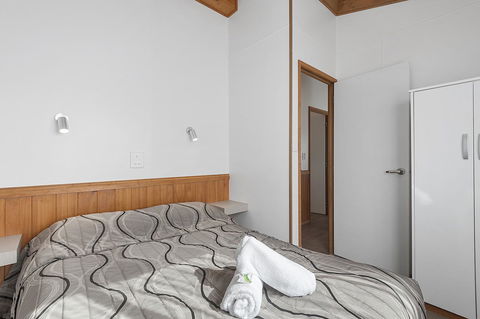 Port Broughton Tourist Park - Accommodation ACT 14