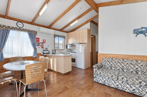 Port Broughton Tourist Park - Accommodation ACT 27