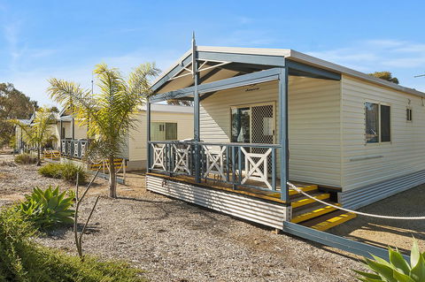 Port Broughton Tourist Park - Accommodation ACT 16