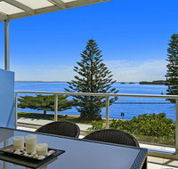 Lakeside Waterfront Apartment 18 The Entrance - Accommodation ACT