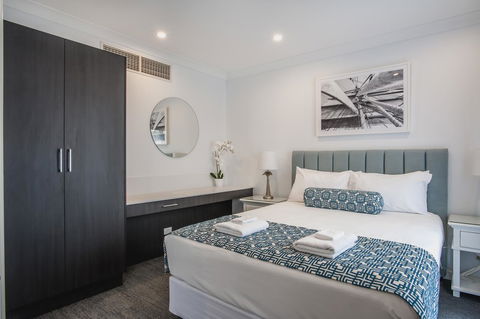 Marina Hotel - Accommodation ACT 22