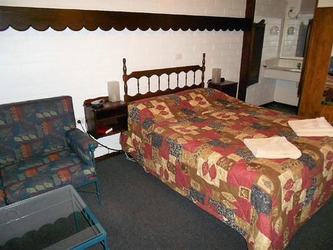 Bordertown Motel - Accommodation ACT 9