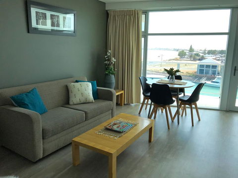 Ocean View Luxury Apartment & Suite - Accommodation ACT 11