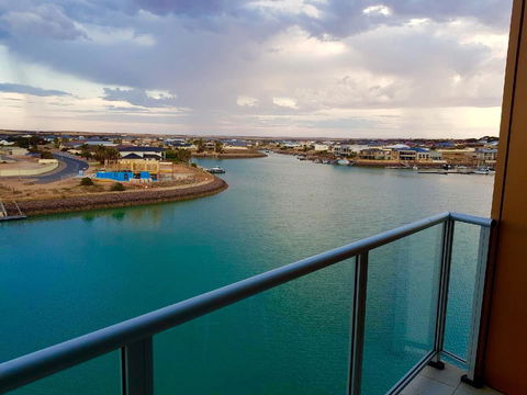Ocean View Luxury Apartment & Suite - Accommodation ACT 34