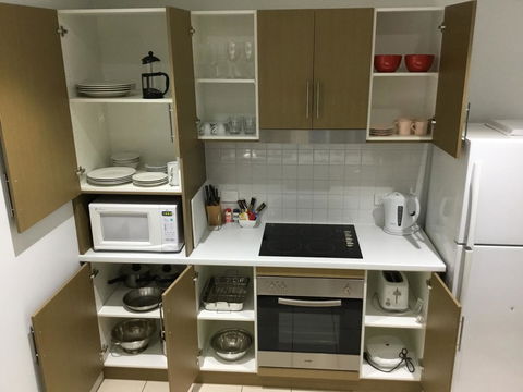Wallaroo Marina Waterfront Luxe Apartment - Accommodation ACT 11