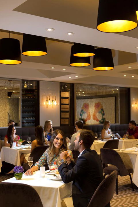 Mayfair Hotel - Accommodation ACT 25