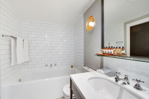 Mayfair Hotel - Accommodation ACT 1
