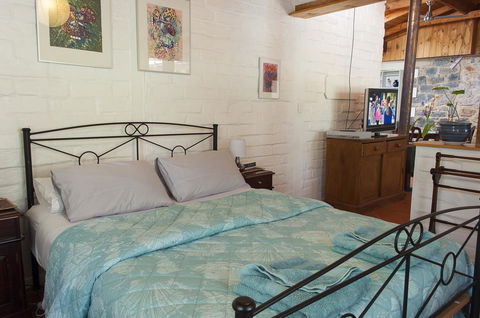 Trevalia Accommodation - Accommodation ACT 26