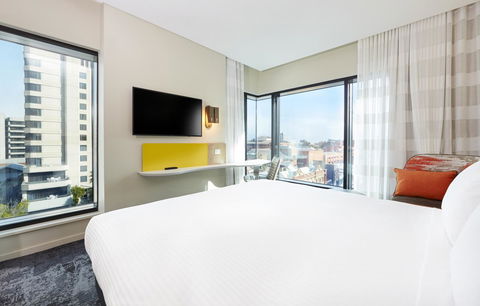 Holiday Inn Express Adelaide City Centre, An IHG Hotel - Accommodation ACT 6