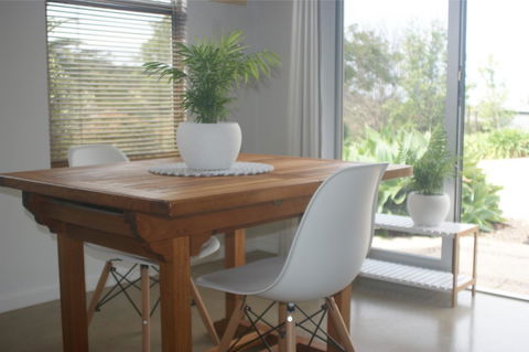 S T U D I O 22 Peaceful Retreat With Garden Views - Accommodation ACT 9