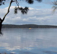 'Point Break' Your Waterfront Break at the Point - Accommodation ACT