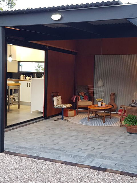 Sinclair Eco House - Accommodation ACT 3