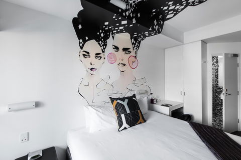 Majestic Minima Hotel - Accommodation ACT 18