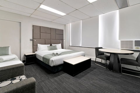 Cosmo On Bank - Accommodation ACT 2