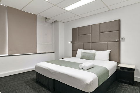 Cosmo On Bank - Accommodation ACT 7