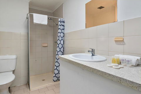 Cosmo On Bank - Accommodation ACT 12