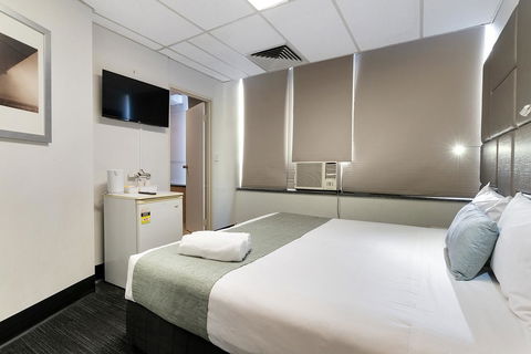 Cosmo On Bank - Accommodation ACT 10