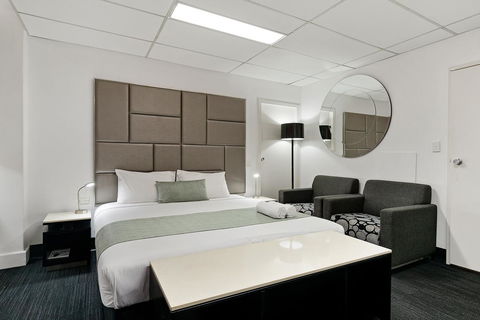 Cosmo On Bank - Accommodation ACT 3