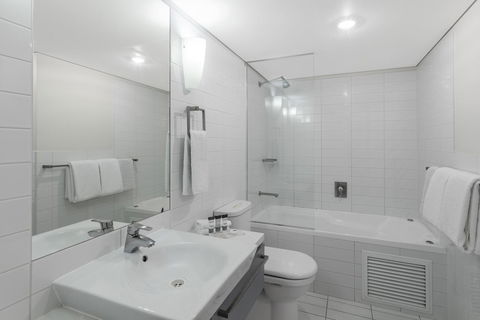 Oaks Adelaide Horizons Suites - Accommodation ACT 4