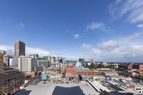Oaks Adelaide Horizons Suites - Accommodation ACT 9