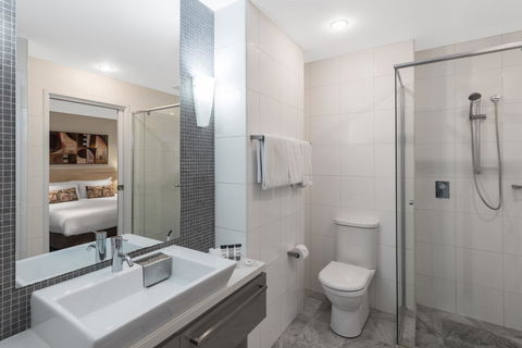 Oaks Adelaide Horizons Suites - Accommodation ACT 6