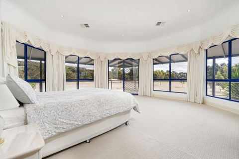 Doyles On The Bay - Accommodation ACT 26