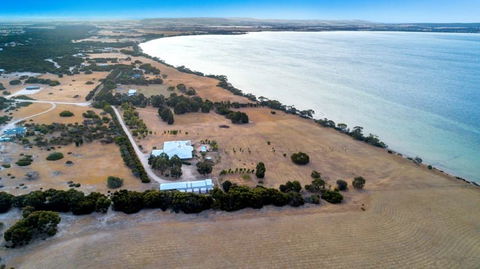 Doyles On The Bay - Accommodation ACT 4