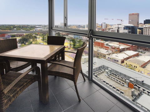 IStay Precinct Adelaide - Accommodation ACT 22