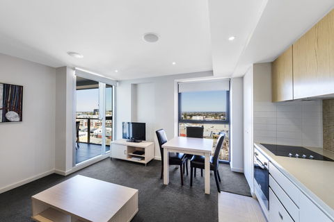 IStay Precinct Adelaide - Accommodation ACT 5