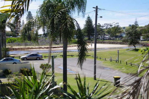 Bellhaven 1, 17 Willow Street - Accommodation ACT 6