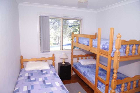 Bellhaven 1, 17 Willow Street - Accommodation ACT 4