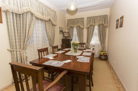 Tanunda Cottages - Accommodation ACT 11