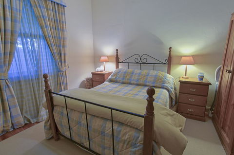 Tanunda Cottages - Accommodation ACT 15